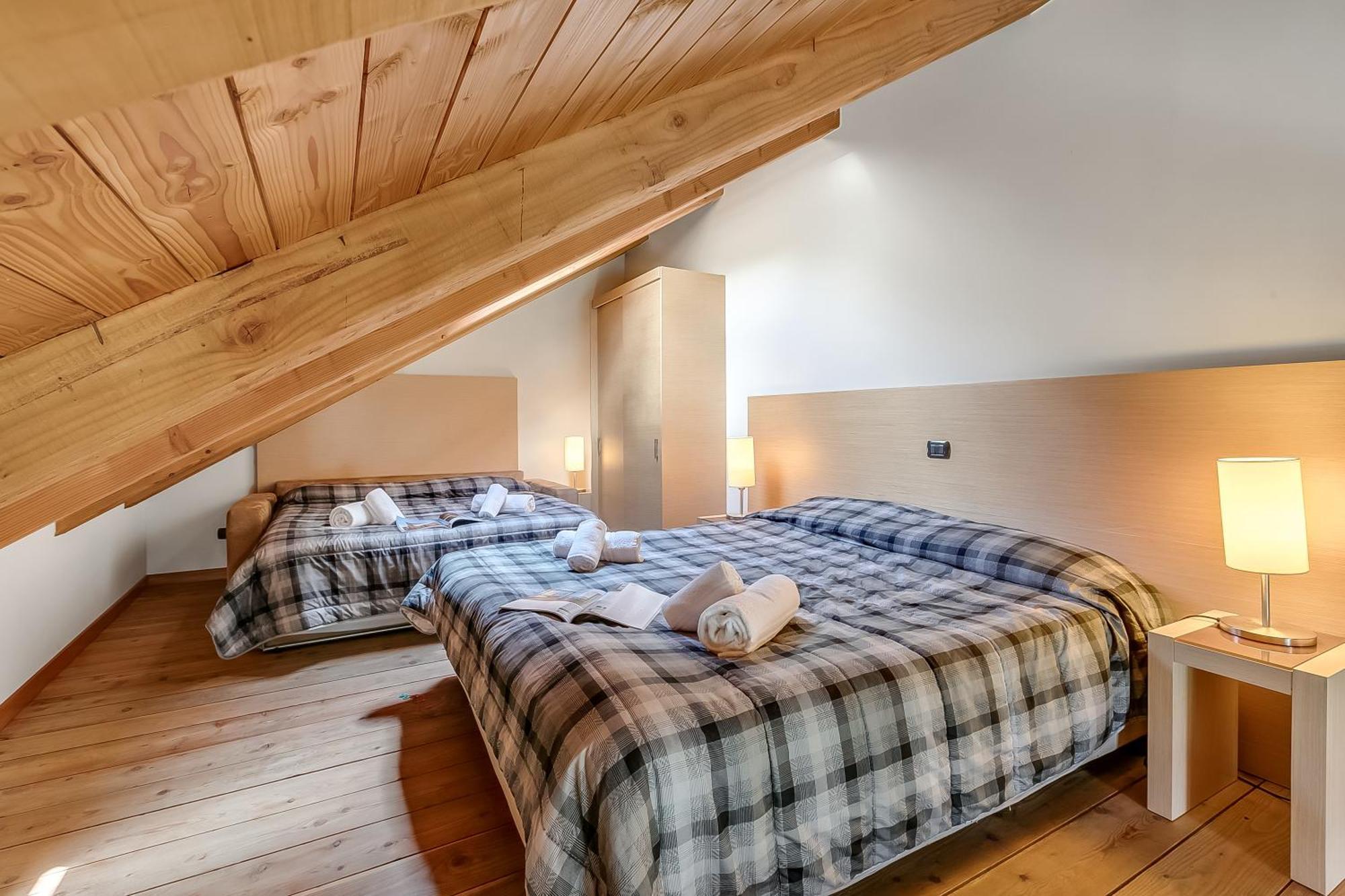 Aparthotel Cianfuran- Happy *