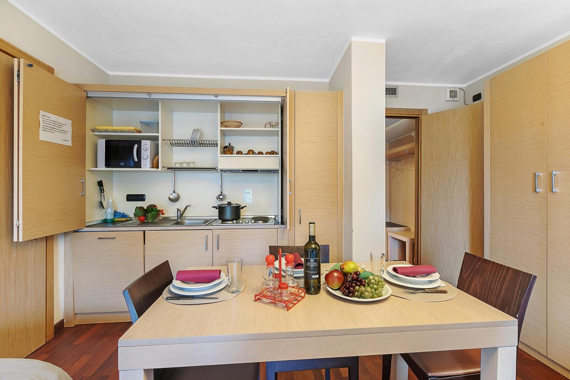 Aparthotel Cianfuran- Happy